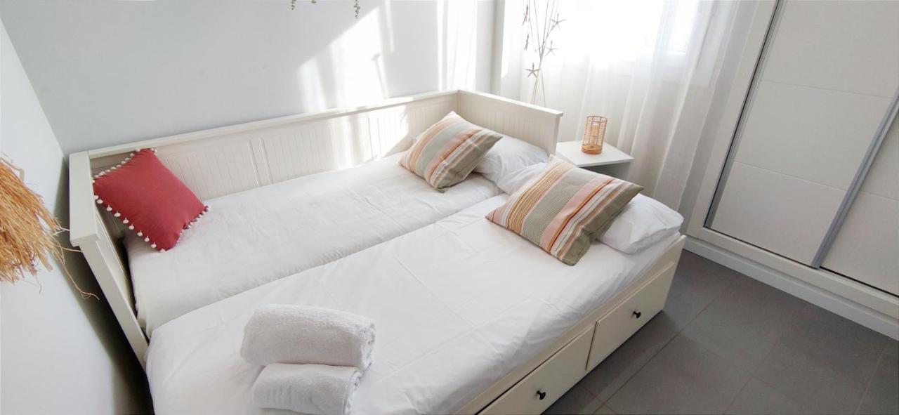 Apartamento Victoria Playa By Denia Costa Екстериор снимка