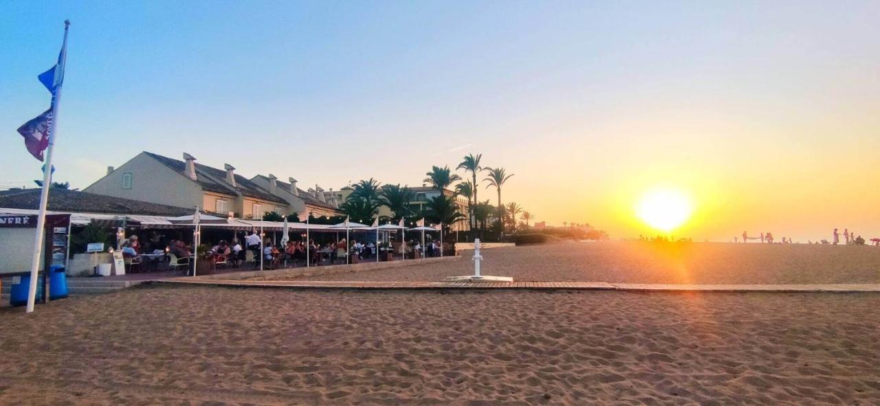 Apartamento Victoria Playa By Denia Costa Екстериор снимка